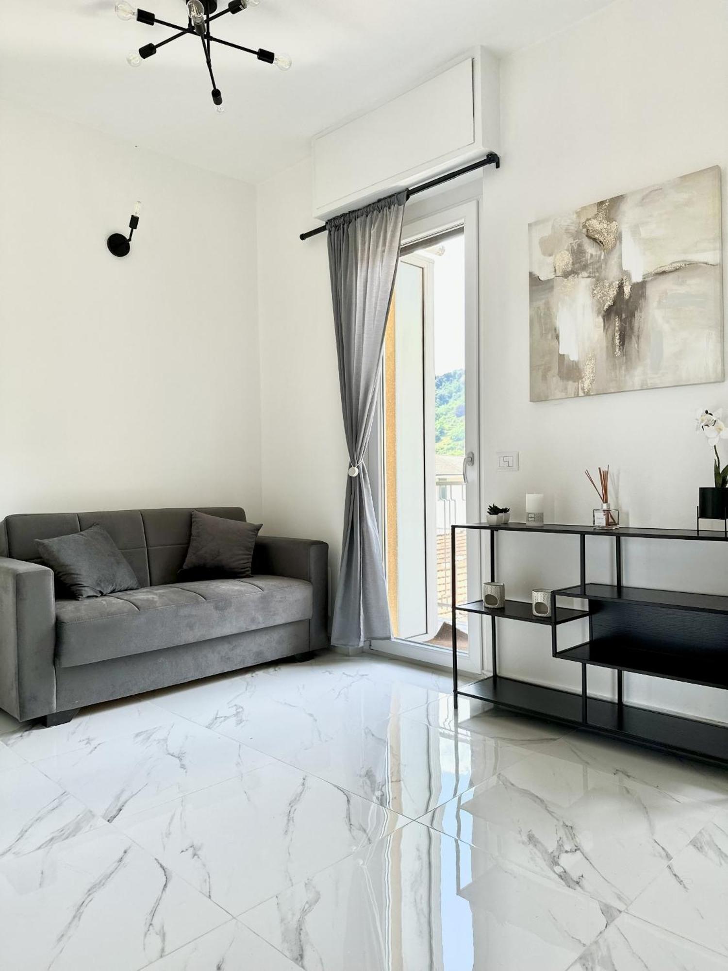 Apartamento Casa La Rosa Lesa Exterior foto